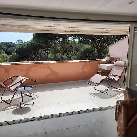 Duplex With Discrete Terrace, Peacefull, Gigaro 10mn Walk La Croix-Valmer